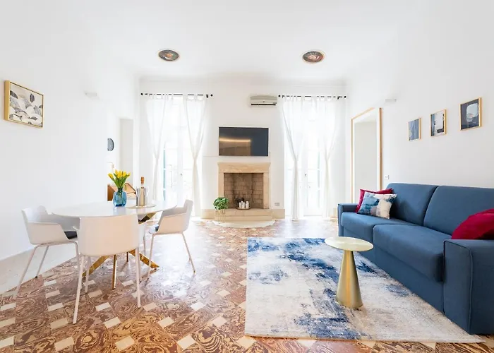 Corso Cavour Luxury Apartman *