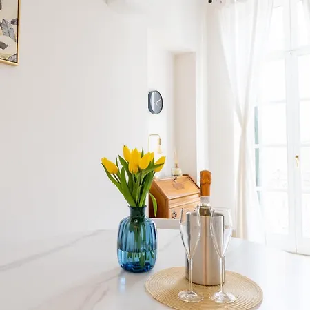 Corso Cavour Luxury Apartment Verona