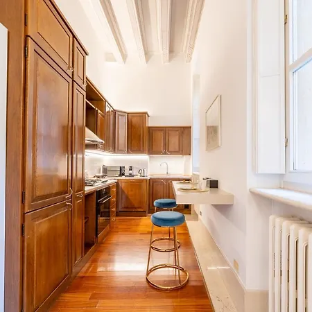 Corso Cavour Luxury Apartment Verona